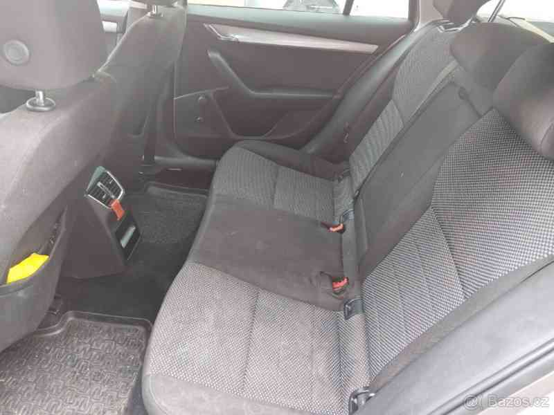 Škoda Octavia 1,6   TDI - foto 9
