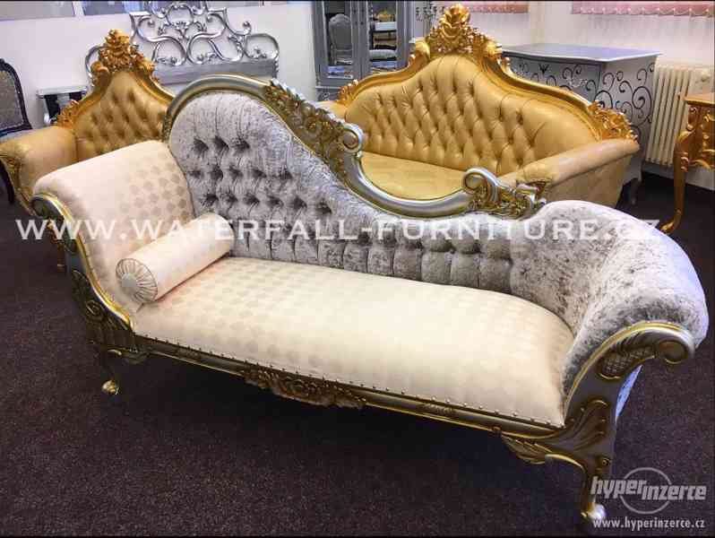 Stříbrno-zlaté retro sofa - foto 5