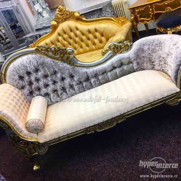 Stříbrno-zlaté retro sofa - foto 6