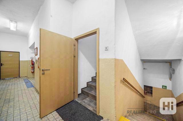 Pronájem výrobního objektu, 795 m², Nasavrky - foto 14