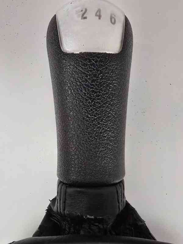 ORIGINÁL 4x4 Škoda Octavia I řadící páka - foto 3