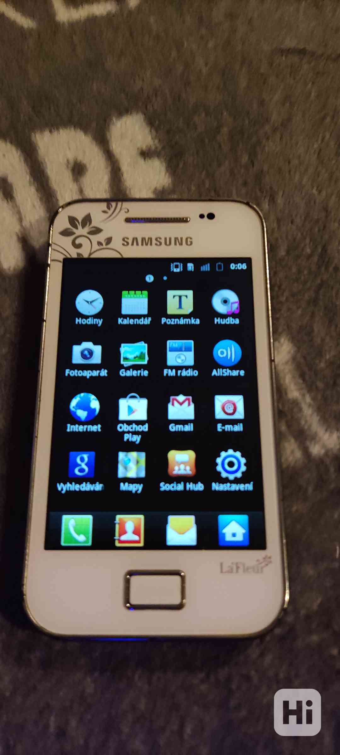 Samsung Galaxy Ace La Fleur, GT-S5830i - foto 1