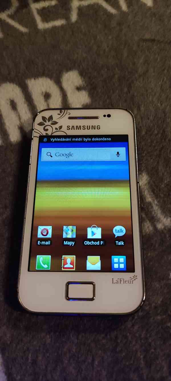 Samsung Galaxy Ace La Fleur, GT-S5830i - foto 2