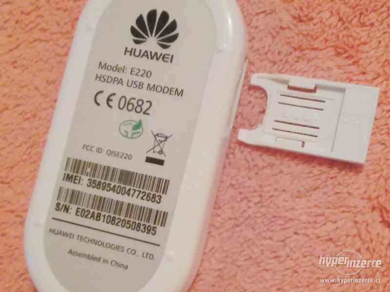 Externí USB modem Huawei E220 - jako nový. - foto 4