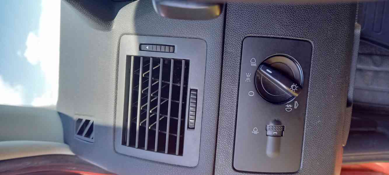 Škoda Fabia Combi 1.4 TDI 59 kW, r.v. 2006 - foto 11