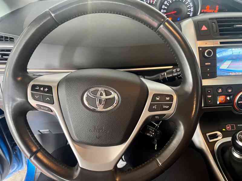 Toyota Verso 1.8i SkyView Edition benzín 108kw - foto 11