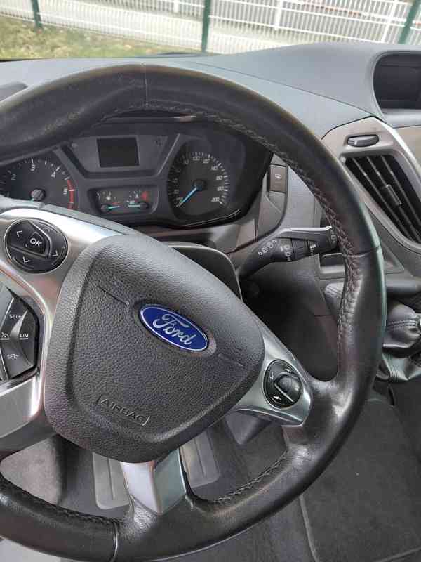 Pronájem mikrobusu Ford Custom 9 míst - foto 5