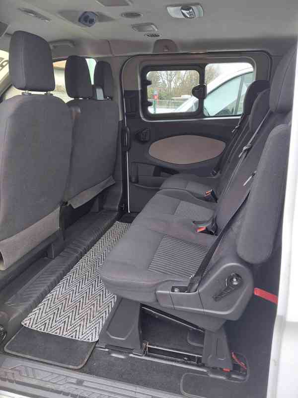 Pronájem mikrobusu Ford Custom 9 míst - foto 3