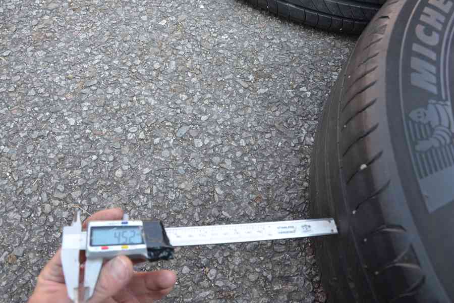 Letní NOVÁ Alu kola Š.Kodiaq/VW Tiguan+215/65R17 Michelin - foto 21