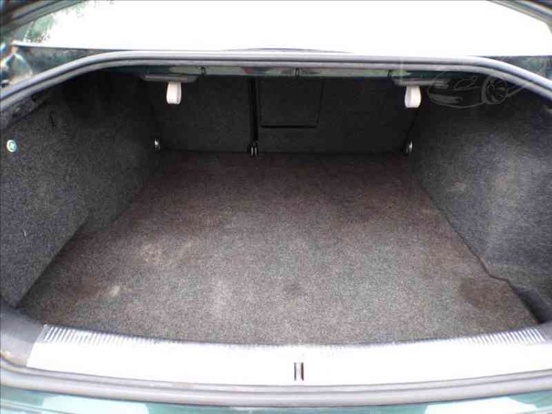 Škoda Superb 1,9 TDI AUTOMAT,KŮŽE - foto 10