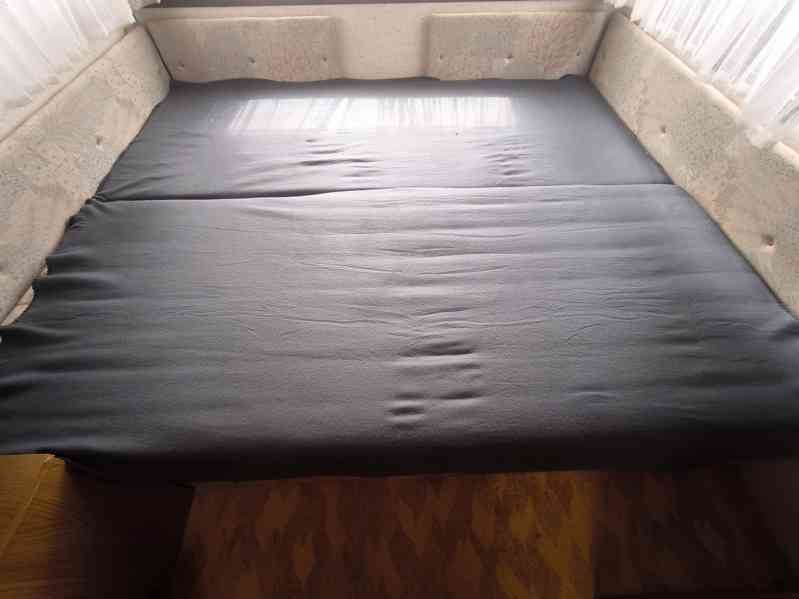 Pěkný a čistý Burstner 500 na pevné stání. Odvoz možný. - foto 11