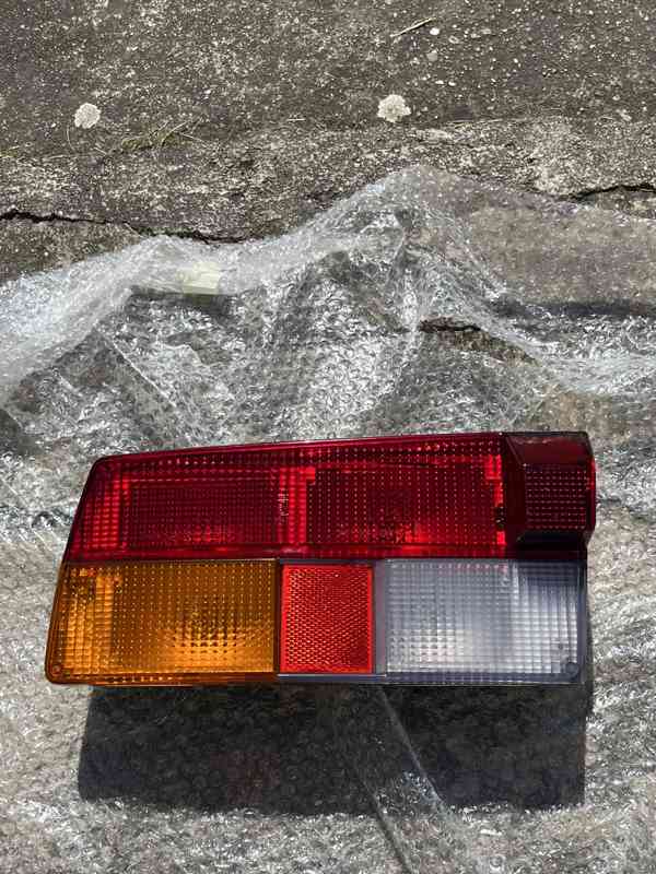 Zadní světlo Škoda 105 120 130 RAPID levé - foto 10