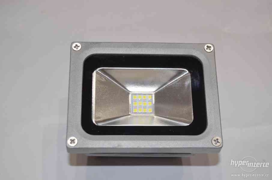 LED Svítidlo reflektor - foto 5