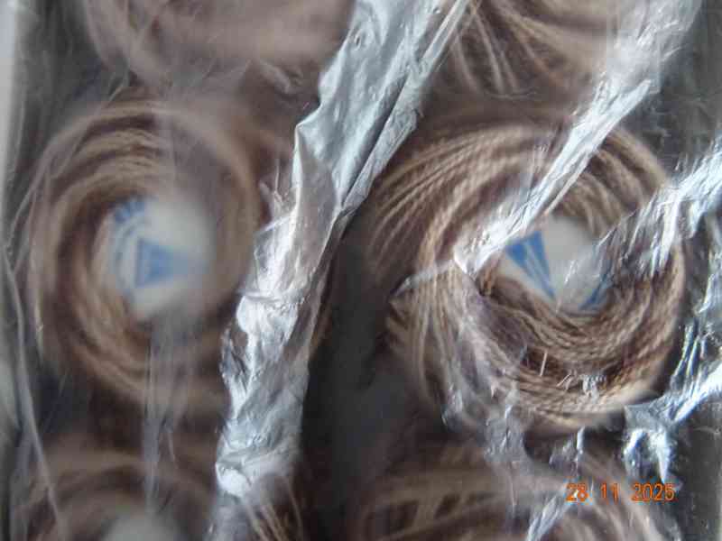 3x 10 klubek VYŠÍVACÍ PŘÍZE - PERLOVKA - foto 4