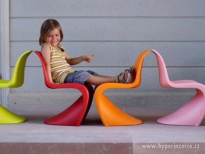 Designová dětská židle/židlička - známá "Pantonka" - foto 1