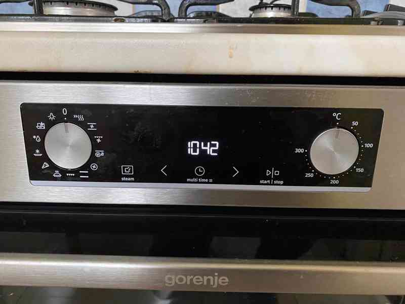 Vestavěná parní trouba Gorenje - foto 2