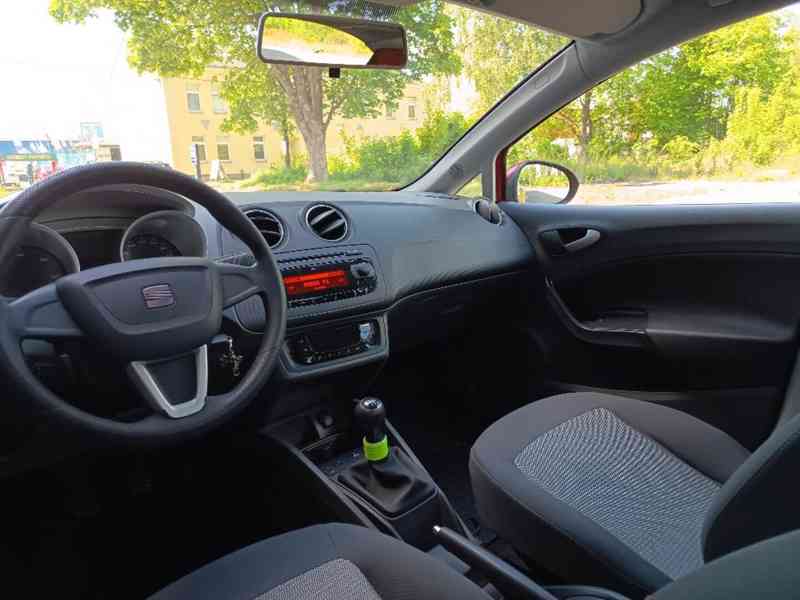 SEAT Ibiza 1,6TDI Reference ČR 1.majitel 66kw - foto 16