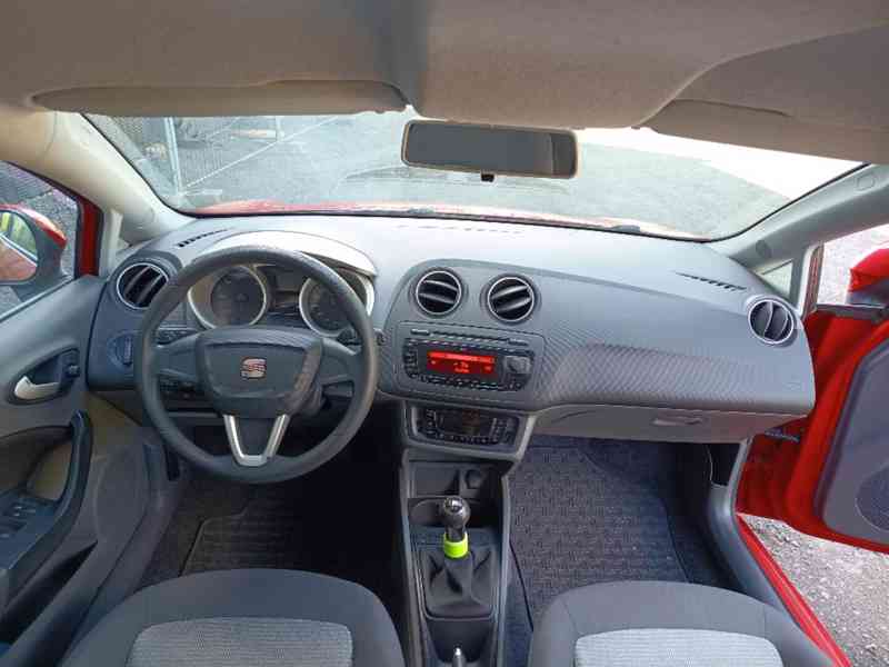 SEAT Ibiza 1,6TDI Reference ČR 1.majitel 66kw - foto 12