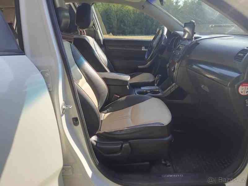 Kia Sorento 2,2   CRDI 4WD 145kW, 4x4 Automat - foto 8