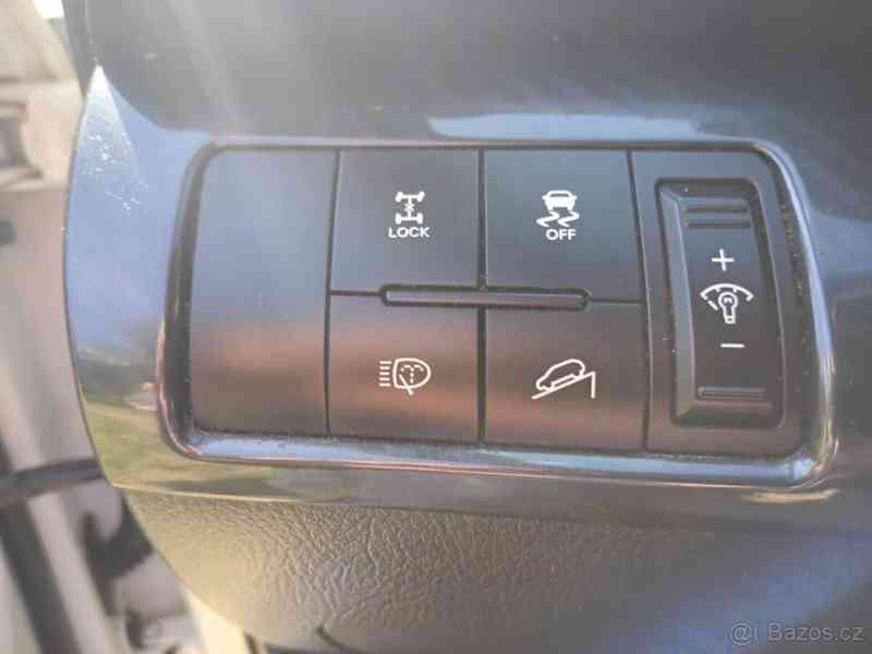 Kia Sorento 2,2   CRDI 4WD 145kW, 4x4 Automat - foto 13