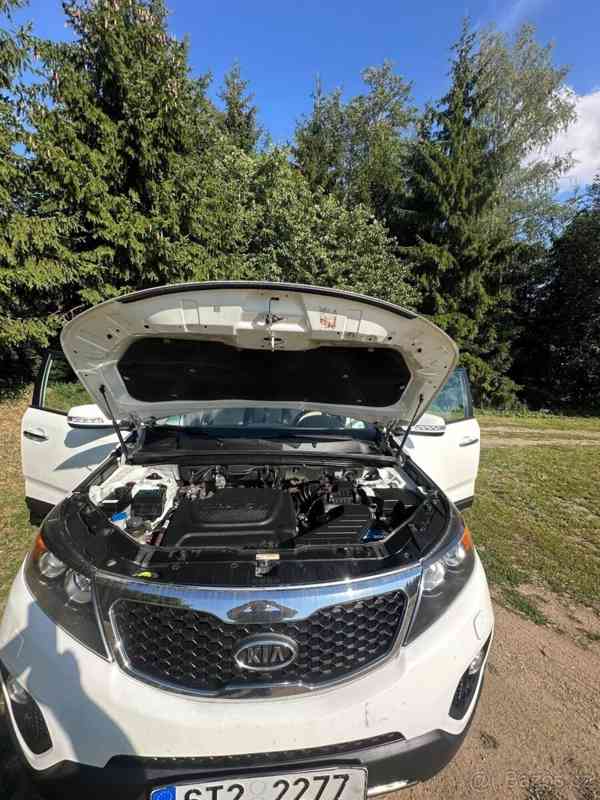 Kia Sorento 2,2   CRDI 4WD 145kW, 4x4 Automat - foto 19