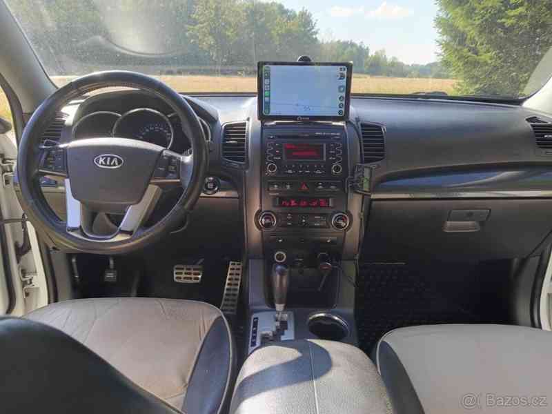 Kia Sorento 2,2   CRDI 4WD 145kW, 4x4 Automat - foto 7