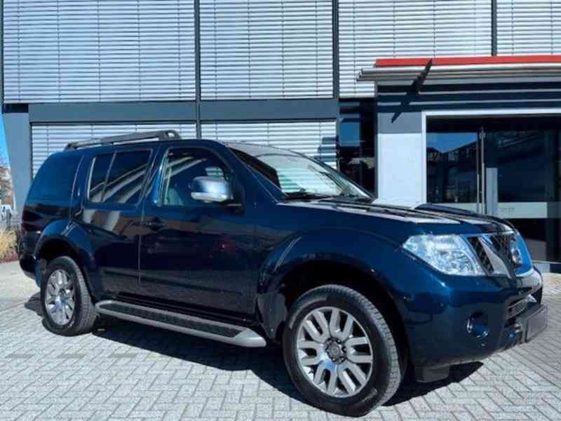 Nissan Pathfinder 2.5 dCi LE Aut. 140kw - foto 1