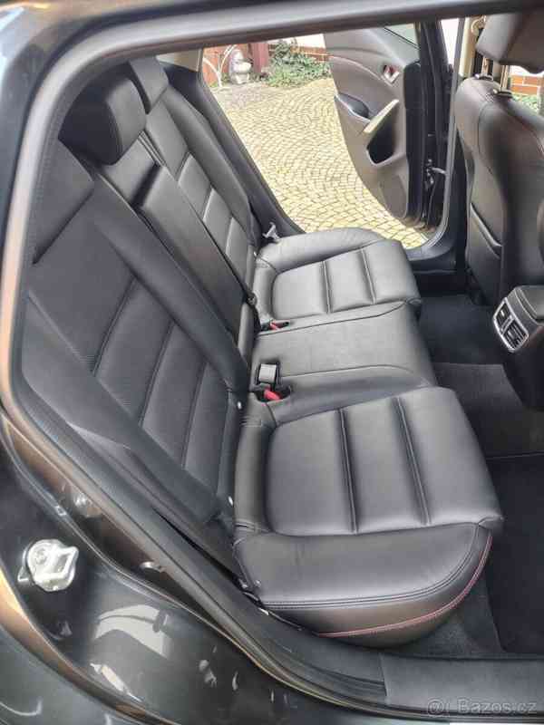 Mazda 6 2,0 - foto 11