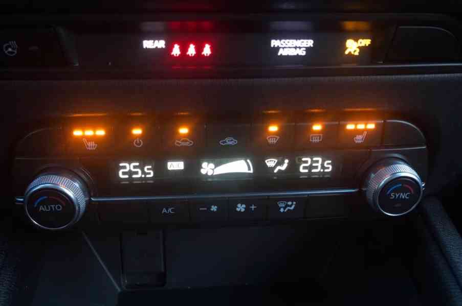 Mazda CX-5 2,0i SKYACTIV-G 165 Advantage benzín 121kw - foto 13