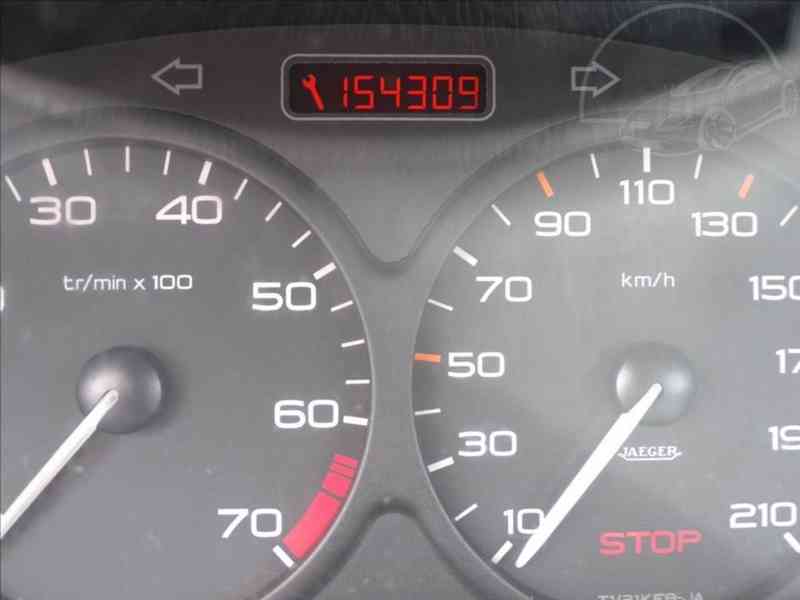Peugeot 206 1,1 i KLIMATIZACE-HNED ODJÍŽDÍTE - foto 6