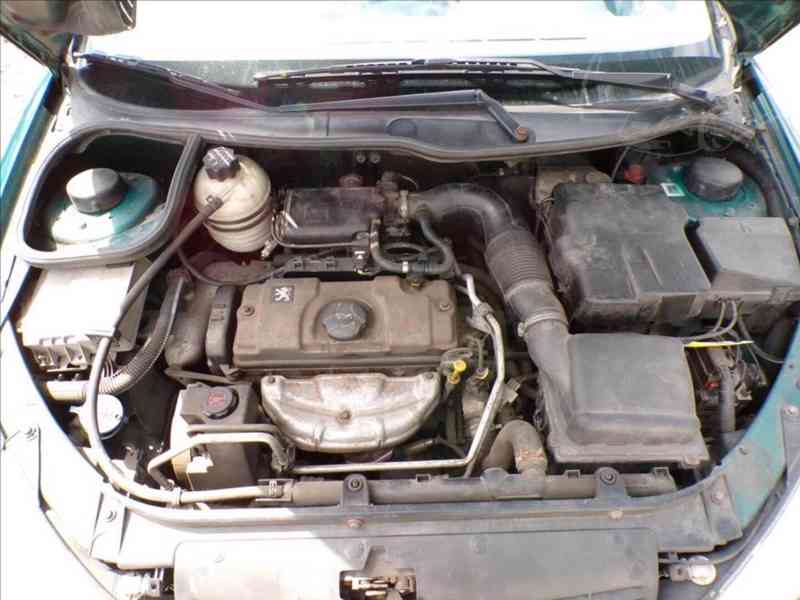 Peugeot 206 1,1 i KLIMATIZACE-HNED ODJÍŽDÍTE - foto 14