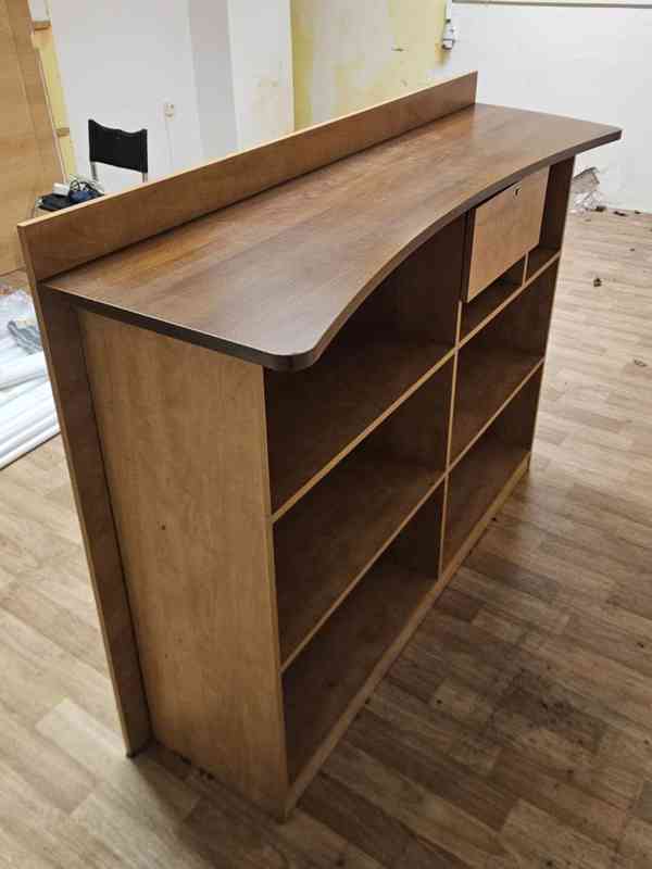 Recepční pult - foto 2