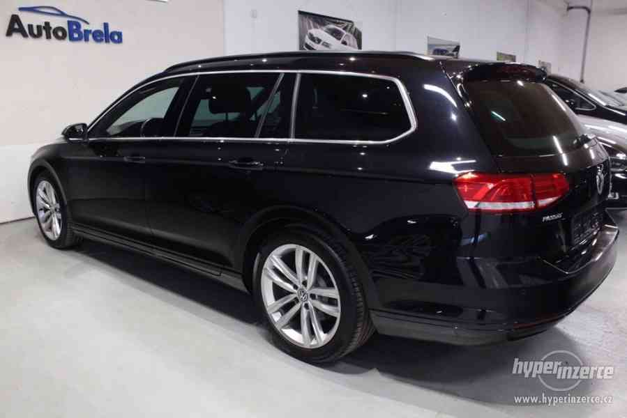 VW Passat  B8 2.0 TDI DSG R-LINE - foto 9