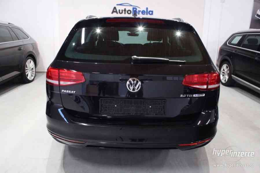 VW Passat  B8 2.0 TDI DSG R-LINE - foto 10