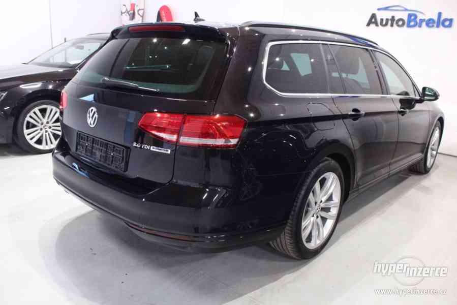 VW Passat  B8 2.0 TDI DSG R-LINE - foto 11