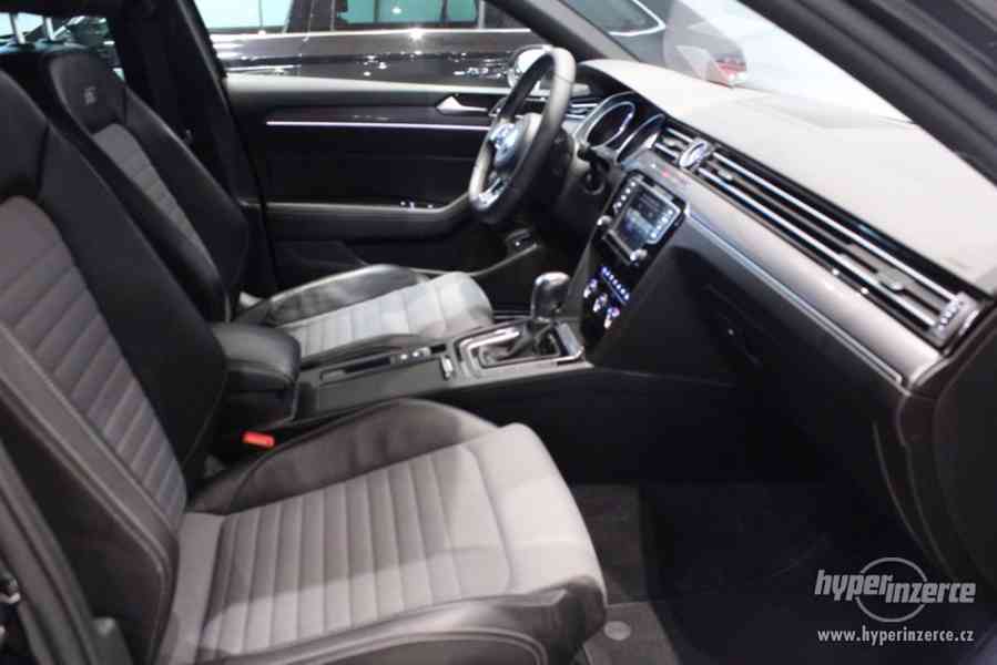 VW Passat  B8 2.0 TDI DSG R-LINE - foto 19