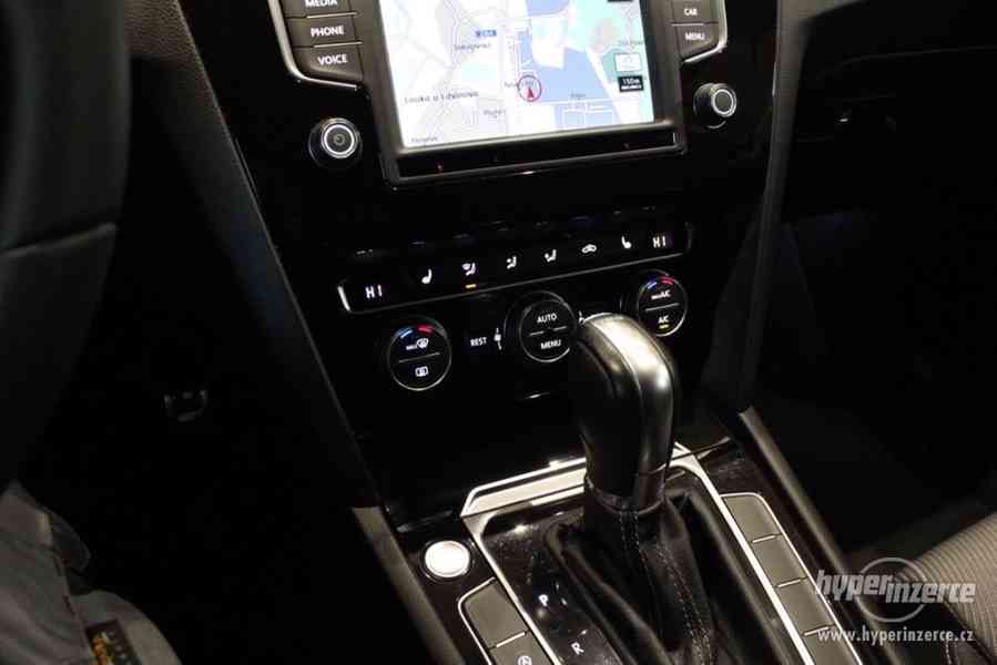 VW Passat  B8 2.0 TDI DSG R-LINE - foto 26
