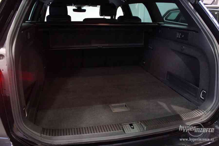 VW Passat  B8 2.0 TDI DSG R-LINE - foto 36