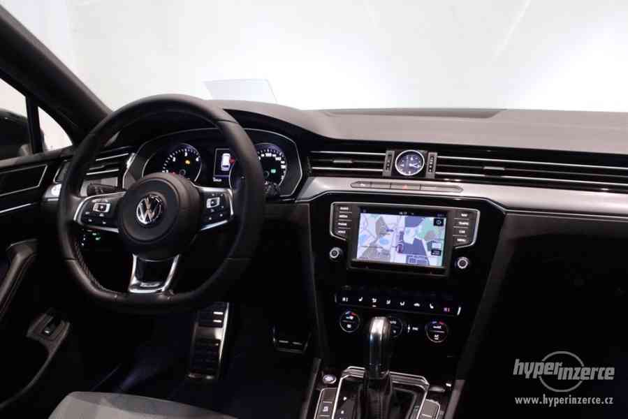 VW Passat  B8 2.0 TDI DSG R-LINE - foto 38