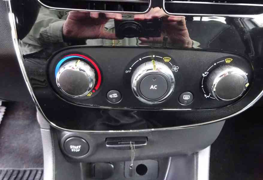 Renault Clio 1.2i Combi r.v.2014 (54 kw) klima stk:11/2027 - foto 9