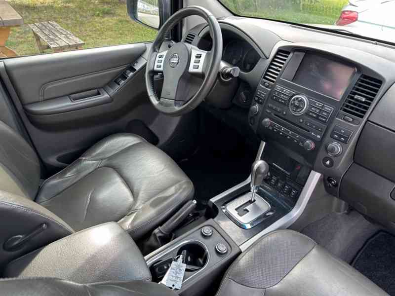 Nissan Pathfinder 2.5 dCi LE Executive-Paket 140kw - foto 6