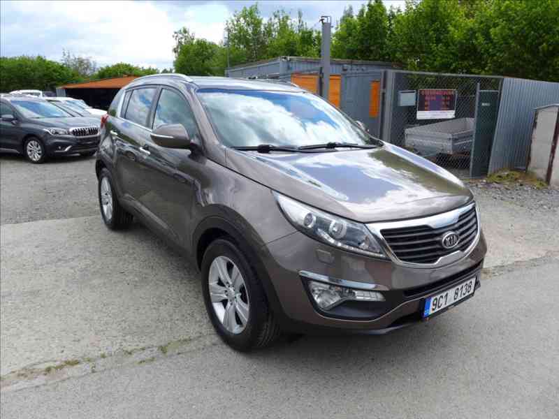 Kia Sportage 1,6 GDI TOP VÝBAVA - foto 2