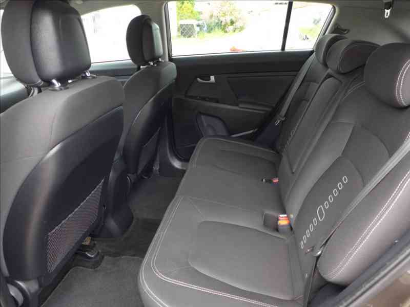 Kia Sportage 1,6 GDI TOP VÝBAVA - foto 6