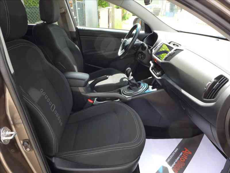Kia Sportage 1,6 GDI TOP VÝBAVA - foto 10
