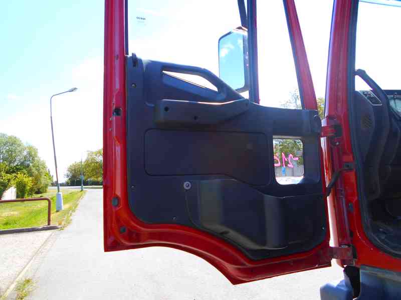 IVECO MP340 E 37 H 8x4 - foto 22