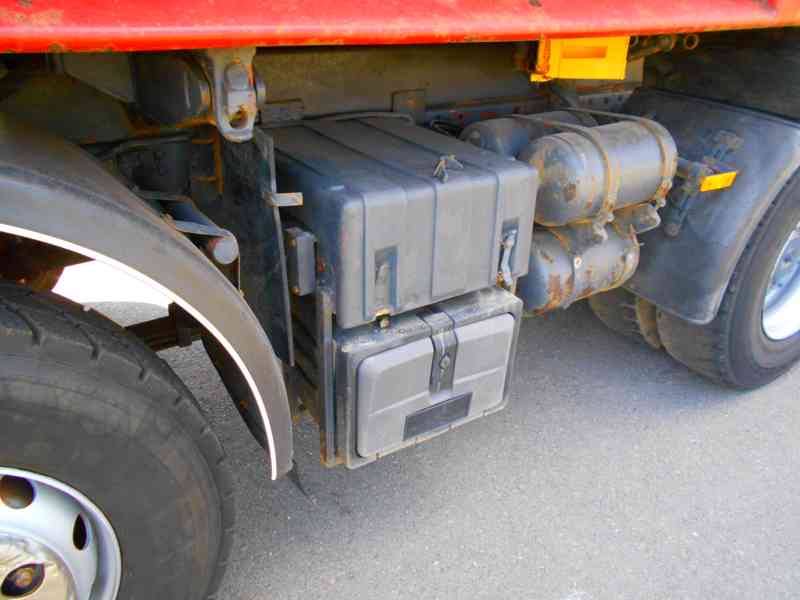 IVECO MP340 E 37 H 8x4 - foto 17