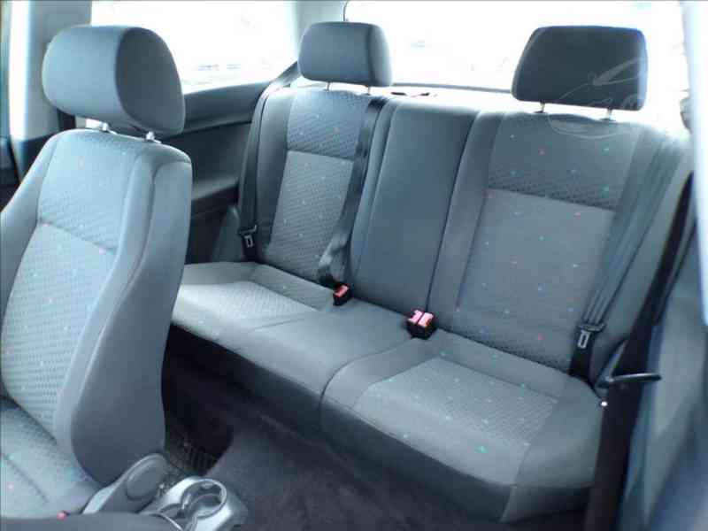 Volkswagen Polo 1,2 12V - foto 7