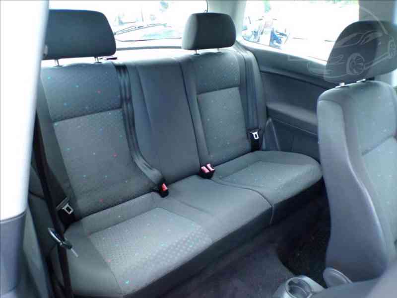 Volkswagen Polo 1,2 12V - foto 9