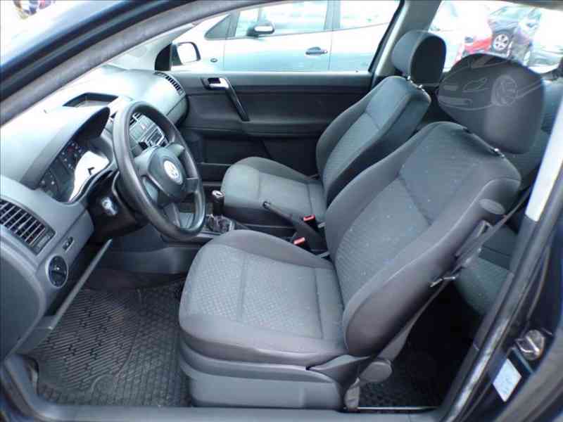 Volkswagen Polo 1,2 12V - foto 6