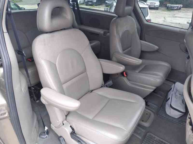 CHRYSLER GRAND VOYAGER 2.8 CRD LIMITED AT,AC,ČR,7 MÍST - foto 14